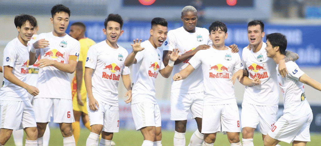 HAGL Chiêu Mộ Hoàng Vĩnh Nguyên: Tài Năng Xuất Thân Từ La Liga