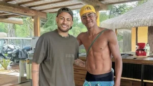 Lamine Yamal Gặp Neymar: Người Hâm Mộ Lo Ngại Sự Ảnh Hưởng