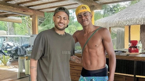 Lamine Yamal Gặp Neymar: Người Hâm Mộ Lo Ngại Sự Ảnh Hưởng